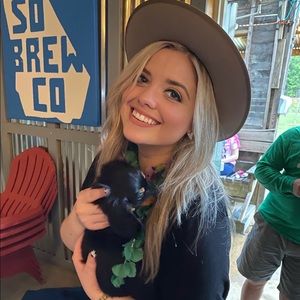 Meet your Posher, Caroline